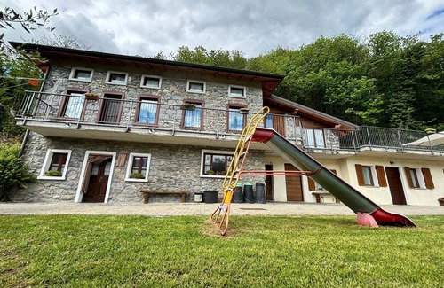 Ardenno Chalet De Ski | CHALET HUT AVEC PISCINE