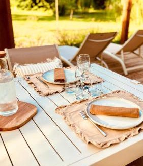 Chataigneraie Cantalienne Lit Et Petit-Déjeuner | Chalet Zénaé