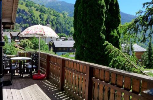 Inden Chalet De Ski | Chalet Zur Säge by Interhome