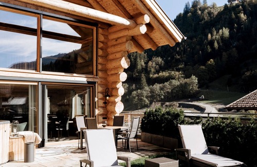 Grossarl Chalet De Ski | Chalet "Zwoasom" avec vue sur les montagnes, terrasse privée et Wi-Fi
