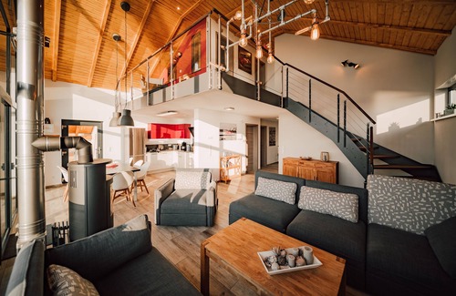 Lobnitz Maison | Chalet100 avec plage privée, sauna, cheminée et galerie sur Mühlfeldsee