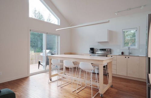 Shefford Chalet De Ski | Chalets ÖST à Shefford - FORFAIT GROUPE -