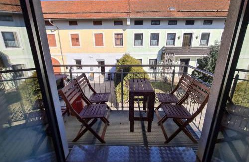 Emertsham Appartement | Chaletwohnung vor den Toren des Chiemgaus