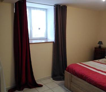 Saint-Germain-Laprade Appartement | Chaleureux à la campagne