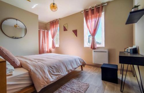 Castillon-la-Bataille Appartement | Chaleureux appartement à deux pas du centre-ville de Castillon, de la Dordogne et proche Saint-Emilion