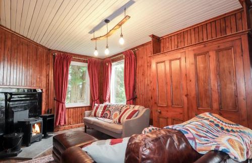 Lairg Maison | Challenger Bothy