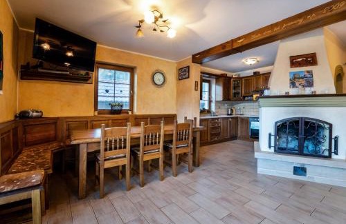 Spisske Hanusovce Maison | Chalupa Josta - 4 spálne - 3 kúpeľne - krytý altánok - skibus zastávka - wifi