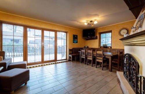 Spisske Hanusovce Maison | Chalupa Josta - 4 spálne - 3 kúpeľne - krytý altánok - skibus zastávka - wifi