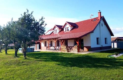 Golcuv Jenikov Maison | Chalupa u Čibuka