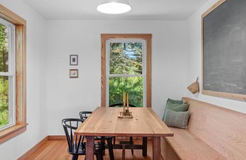 De Lancey Maison | Chambers Hollow