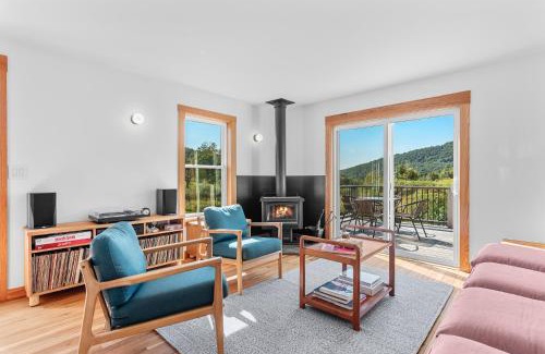 De Lancey Maison | Chambers Hollow