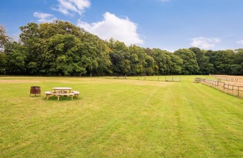 Woodcote Maison | Chambers Place