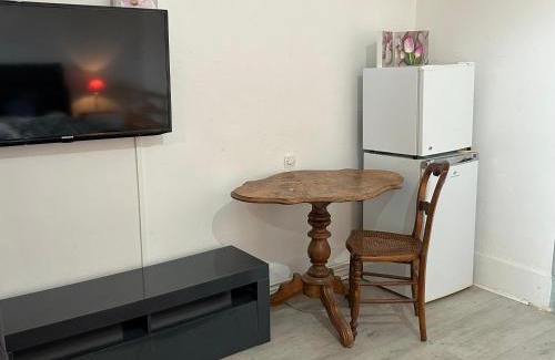 Montceau-les-Mines Lit Et Petit-Déjeuner | Chambre 2