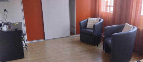 Croix Rousse Maison | Chambre 20 m2 S de B et WC privés, Garage