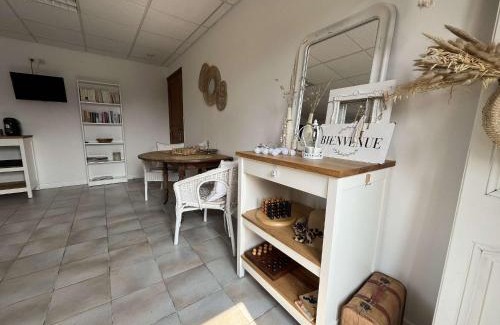 Cerences Maison | Chambre a la campagne