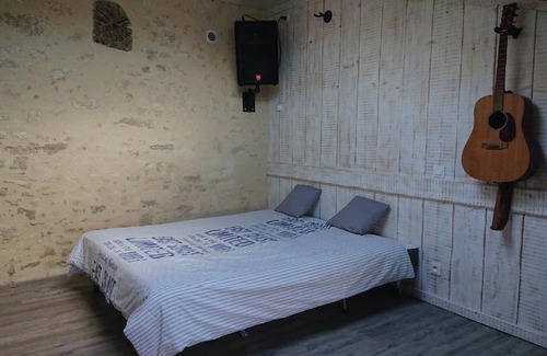 Fay Maison | Chambre a louer proche circuit 24h du mans