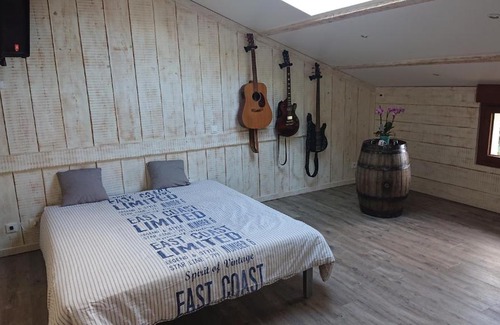 Fay Maison | Chambre a louer proche circuit 24h du mans