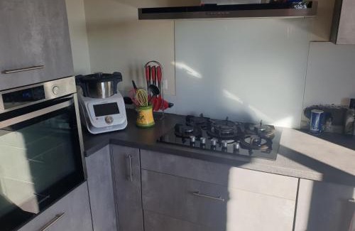 Figeac Lit Et Petit-Déjeuner | Chambre au calme avec cuisine équipée sur demande en supplément