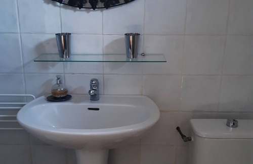 Saint-Barnabe Lit Et Petit-Déjeuner | Chambre au calme avec petit jardin à Marseille
