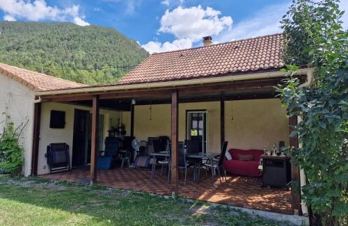 Guillaumes Maison | Chambre aux Gorges de Daluis