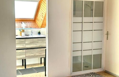 Cleguerec Maison | Chambre avec cuisine à la campagne au calme