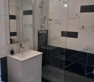 La Belle de Mai Maison | Chambre B1 dans un appartement en colocation