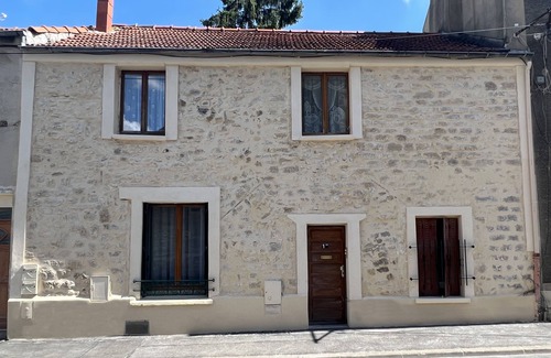 Villejuif Appartement | Chambre centre-ville, à 20 minutes du centre de Paris