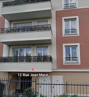Trappes Lit Et Petit-Déjeuner | Chambre chez raissa, pièces communes partagées 2
