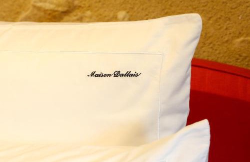 Le-Petit-Pressigny Lit Et Petit-Déjeuner | Chambre Chinon