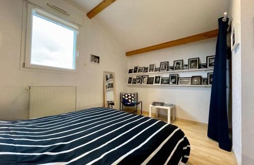 Saint-Germain-Laprade Lit Et Petit-Déjeuner | Chambre cosy avec terrasse et jardin proche Puy-en-Velay - FR-1-582-526