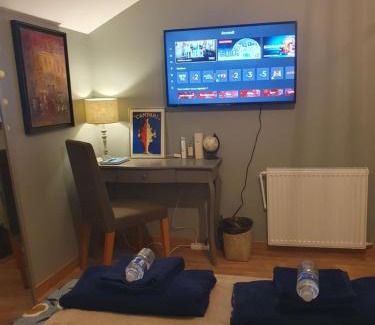 Noisy-le-Grand Lit Et Petit-Déjeuner | Chambre cosy Bed and Breakfast entre Paris et Disney