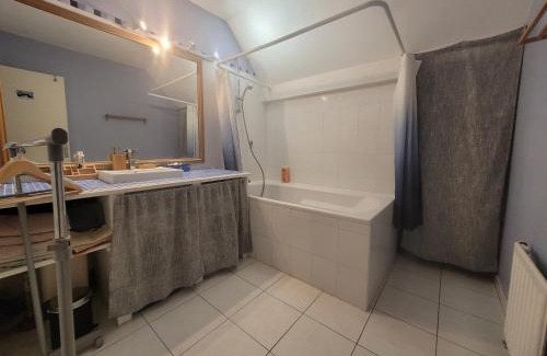 Sannois Maison | Chambre cosy - lit 2 places
