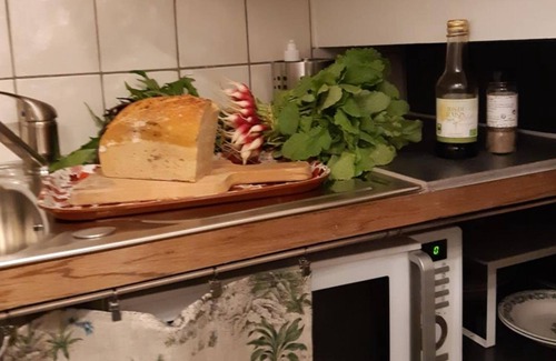 Saint-Saturnin-du-Bois Lit Et Petit-Déjeuner | Chambre d'hôtes Les 2 Madeleine