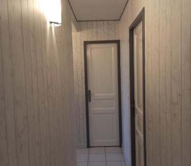Le Mesnil-Saint-Denis Maison | Chambre d hôte à 20 min de VERSAILLES