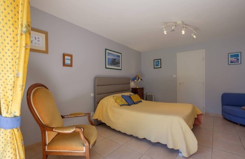 Fontiers-Cabardes Lit Et Petit-Déjeuner | Chambre d'hôtes pour 2 personnes "La Lavande" près de Carcassonne