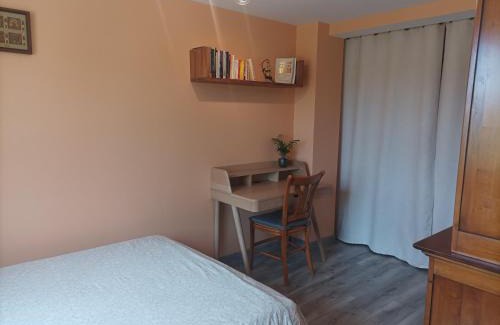 Chazelles-sur-Lyon Lit Et Petit-Déjeuner | Chambre d'hôte avec Hammam et salle de jeux