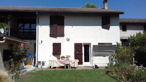 La Tour-du-Pin Maison | Chambre d'hôte Le Pin
