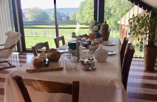 Charleval Lit Et Petit-Déjeuner | Chambre d'hôtes de Charleval
