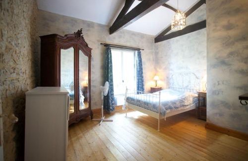 Fonroque Lit Et Petit-Déjeuner | Chambre d'hôtes en Dordogne proche Eymet