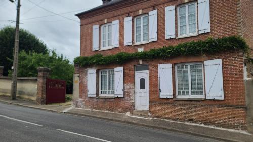 Arnieres-sur-Iton Lit Et Petit-Déjeuner | Chambre d'hôtes Les Glycines et petit déjeuner