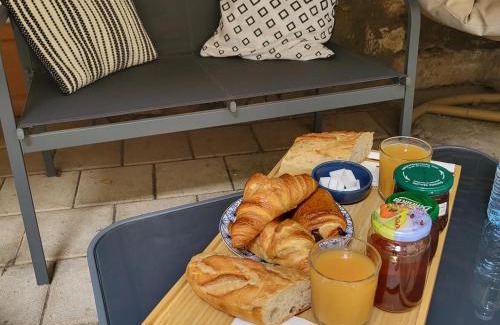 Meynes Lit Et Petit-Déjeuner | Chambre d'hôtes Gard