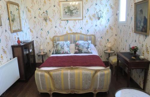 Villedomer Appartement | Chambre d'hôtes LA BELLE SAISON