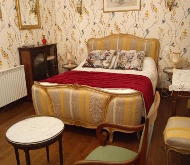 Villedomer Appartement | Chambre d'hôtes LA BELLE SAISON