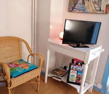 Regny Maison | Chambre d'hôtes Les Myriades D'Or