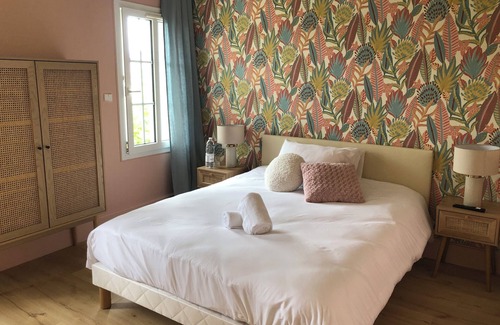 Laplume Lit Et Petit-Déjeuner | Chambre d'hôtes à Laplume dans un domaine avec grande piscine proche d'Agen