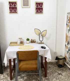 Ngazidja Maison | Chambre Djaou meublée Voidjou