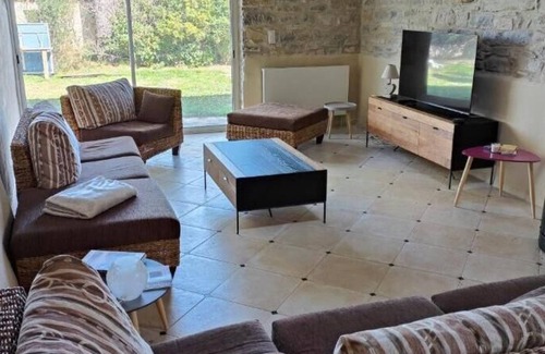 Pompignan Lit Et Petit-Déjeuner | Suite Chevalier Loup - Chambre Double avec Salle de Bains Privative
