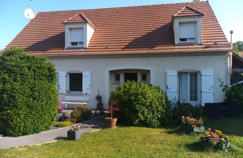 Fontenailles Maison | Chambre et sanitaires privés chez un particulier