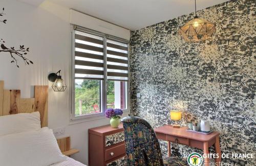 Bannalec Lit Et Petit-Déjeuner | Chambre et table d'Hotes Manava Loretta