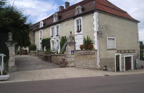 Colombey-les-deux-Eglises Lit Et Petit-Déjeuner | Chambres d'hotes la Fromagerie du Relais Postal Royal